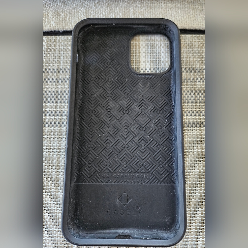 CASELY Phone Case - Picture 4 of 4
